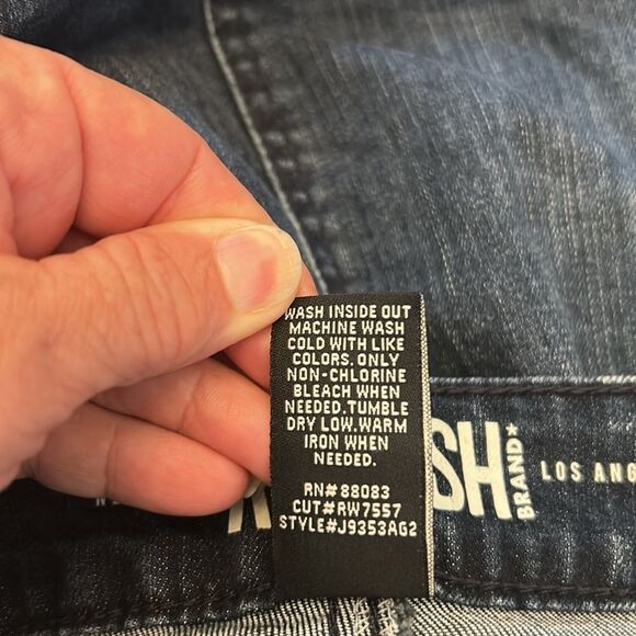 Rewash Distressed Denim mini skirt
Size 7 EUC - Picture 11 of 11